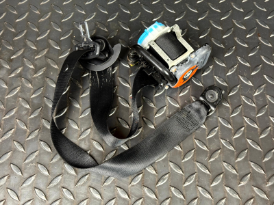 Mercedes-Benz A-Class Front Left Seatbelt