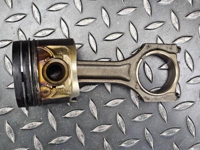 BMW 3 Series Piston Con Rod