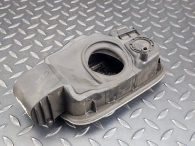 Mercedes-Benz C-Class Fuel Filler Lid Cap Housing