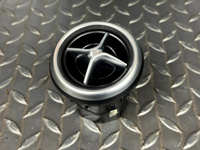 Mercedes-Benz A-Class Dashboard Air Vent