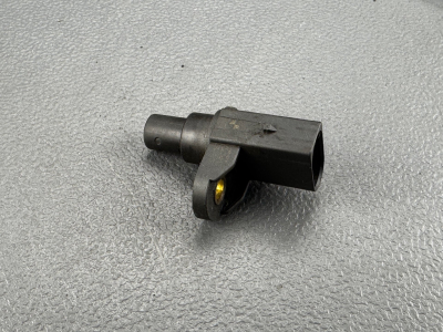 BMW 1 Series, 3 Series, 5 Series, X1, X3, Z4, X1 Camshaft Position Sensor