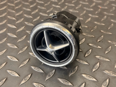Mercedes-Benz A-Class Dashboard Air Vent