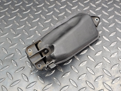 Mercedes-Benz E-Class, C-Class Vacuum Tank