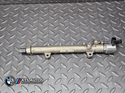 Mercedes-Benz A-Class, B-Class, C-Class, E-Class, Sprinter Fuel Injector Rail