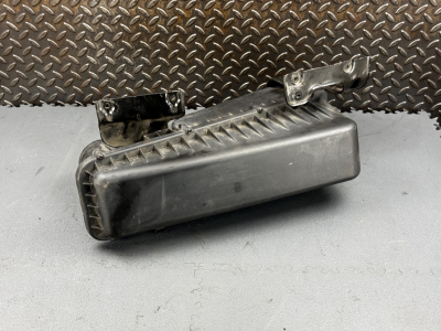 BMW X5, X6 Air Filter Box