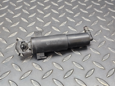 BMW 3 Series Headlight Washer Spray Jet Nozzle