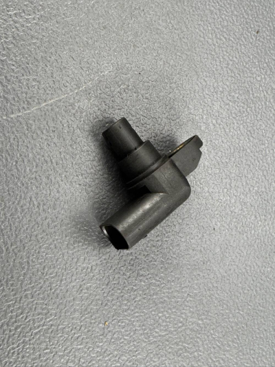 BMW 3 Series, 5 Series, Z3, Z4 Camshaft Position Sensor
