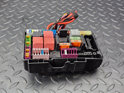 Mercedes-Benz C-Class Fuse Box
