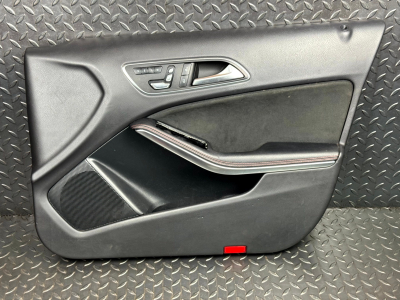 Mercedes-Benz A-Class Front Right Door Card