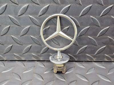 Mercedes-Benz C-Class Bonnet Badge