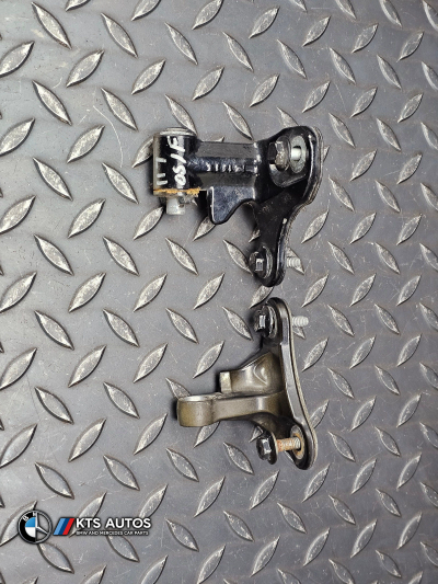 Mercedes-Benz CLA Front Right Door Hinge