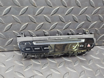 Mercedes-Benz C-Class Radio Control Panel