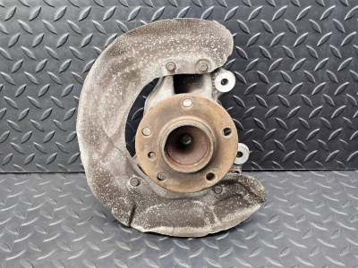 BMW 3 Series Front Left Wheel Hub