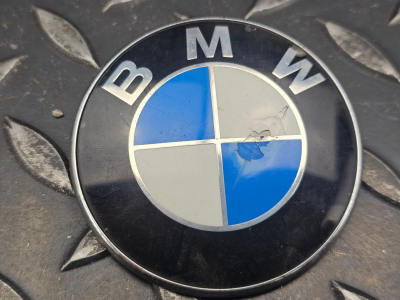 BMW 7 Series, 8 Series, X5, 3 Series, Z3 Bootlid Emblem Badge