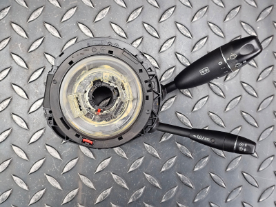 Mercedes-Benz C-Class, E-Class Squib Wiper Indicator Stalk