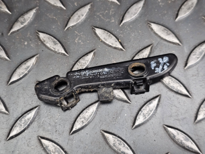 BMW 320d, 3 Series Front Right Bumper Bracket