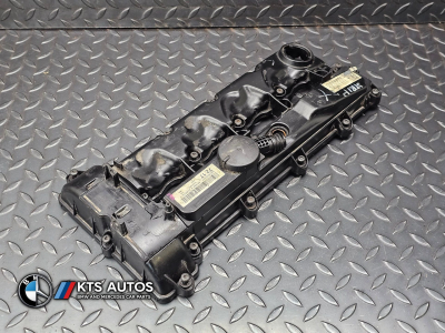 Mercedes-Benz C-Class, Sprinter, VITO, E-Class Engine Rocker Cover