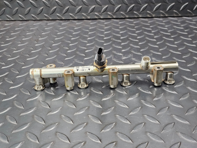 Mercedes-Benz A-Class Fuel Rail