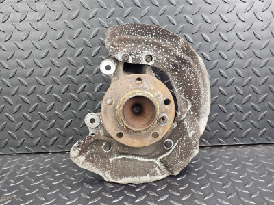 BMW 3 Series Front Right Wheel Hub Carrier