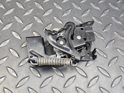 BMW 3 Series, 1 Series, 2 Series, 4 Series Right Bonnet Lock