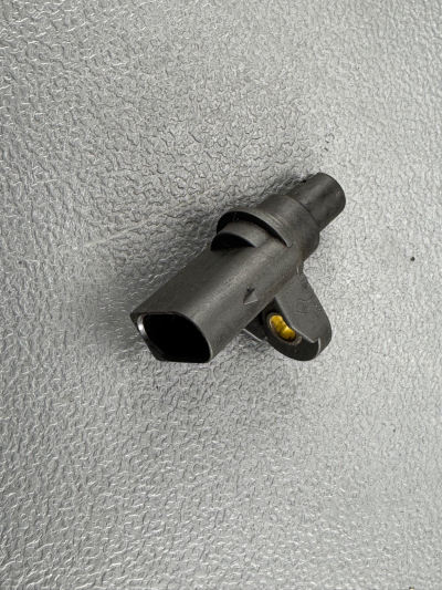BMW 1 Series, 3 Series, 5 Series, X1, X3, Z4, X1 Camshaft Position Sensor