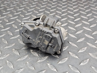 Mercedes-Benz E-Class Throttle Body