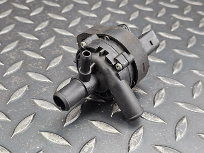 Mercedes-Benz C-Class, E-Class, S-Class Auxiliary Water Pump