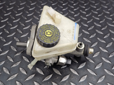 Mercedes-Benz SLK, C-Class Brake Master Cylinder