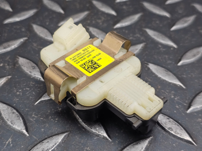 Mercedes-Benz E-Class Rain light sensor