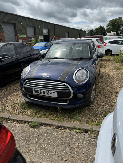 MINI Cooper photo 6