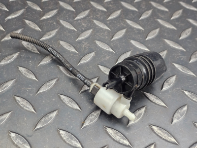 BMW 5 Series, 6 Series, 7 Series, X3, X4, X5, X6, Z4 Windscreen Washer Pump