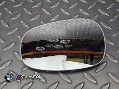 BMW 1 Series Left Wing Mirror Glass