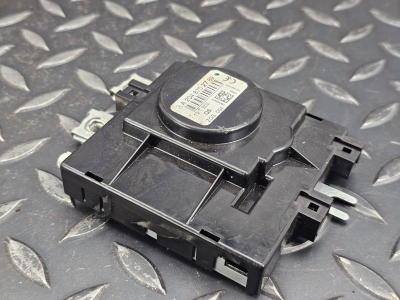 Mercedes-Benz C-Class Aerial Antenna Amplifier
