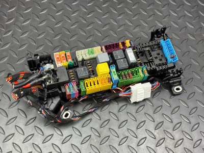 Mercedes-Benz A-Class, B-Class Fuse Box