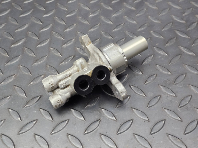 Mercedes-Benz A-Class Clutch Slave Cylinder