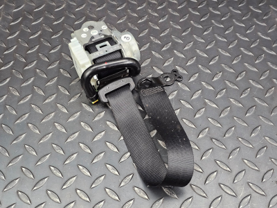 Mercedes-Benz C-Class Rear Left Seat Belt