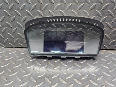BMW 5 Series, 6 Series Dashboard Display Screen