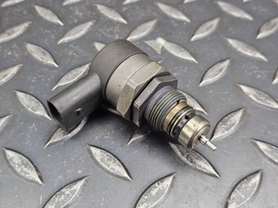 BMW 5 Series, 7 Series, 3 Series, X5, X3 Fuel Rail Pressure Sensor