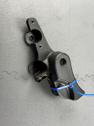 BMW 1 Series, 120i, 3 Series, 6 Series, X1 Bonnet Release Handle