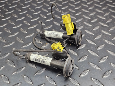 BMW 5 Series, 6 Series, 7 Series Bonnet Pedestrian Protection Actuator Pair