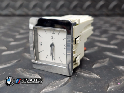 Mercedes-Benz E-Class Dashboard Time Clock