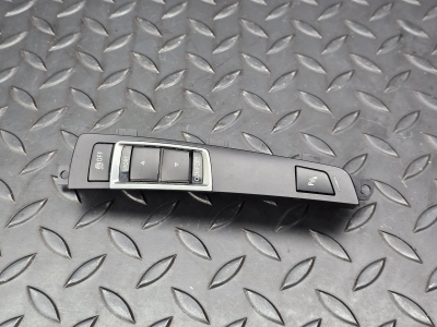 BMW 5 Series Centre Console Switch