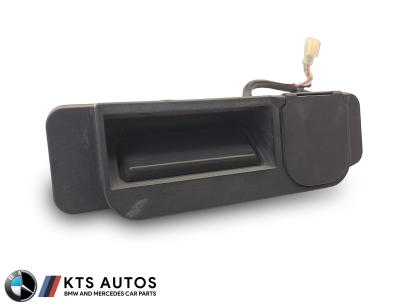 Mercedes-Benz C-Class Tailgate Rear Reverse Camera