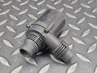 BMW X5, X6 Auxiliary Water Pump