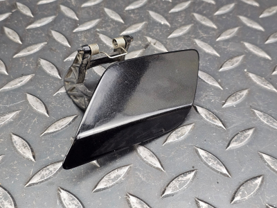 Mercedes-Benz E-Class Left Headlight Washer Cover Cap
