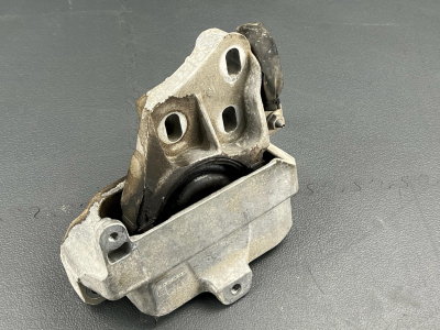 Mercedes-Benz A-Class Engine Mount