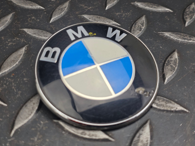 BMW 2 Series, 3 Series, 4 Series Bootlid Emblem Badge