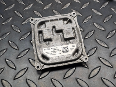 BMW 3 Series Headlight Ballast Control