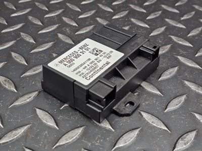 Mercedes-Benz C-Class, E-Class, S-Class Fuel Pump Control Module