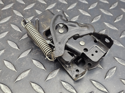 BMW 1 Series, 3 Series Right Bonnet Lock